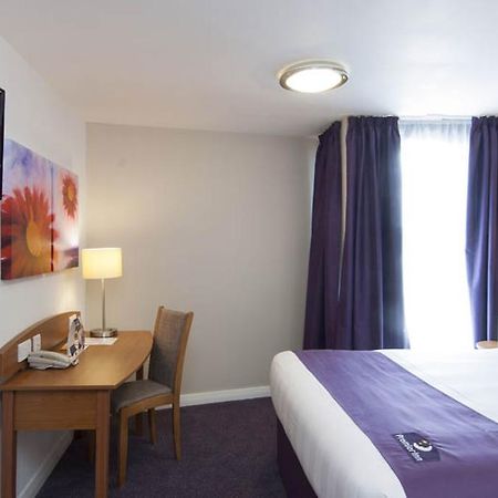 Premier Inn Liverpool Albert Dock エクステリア 写真